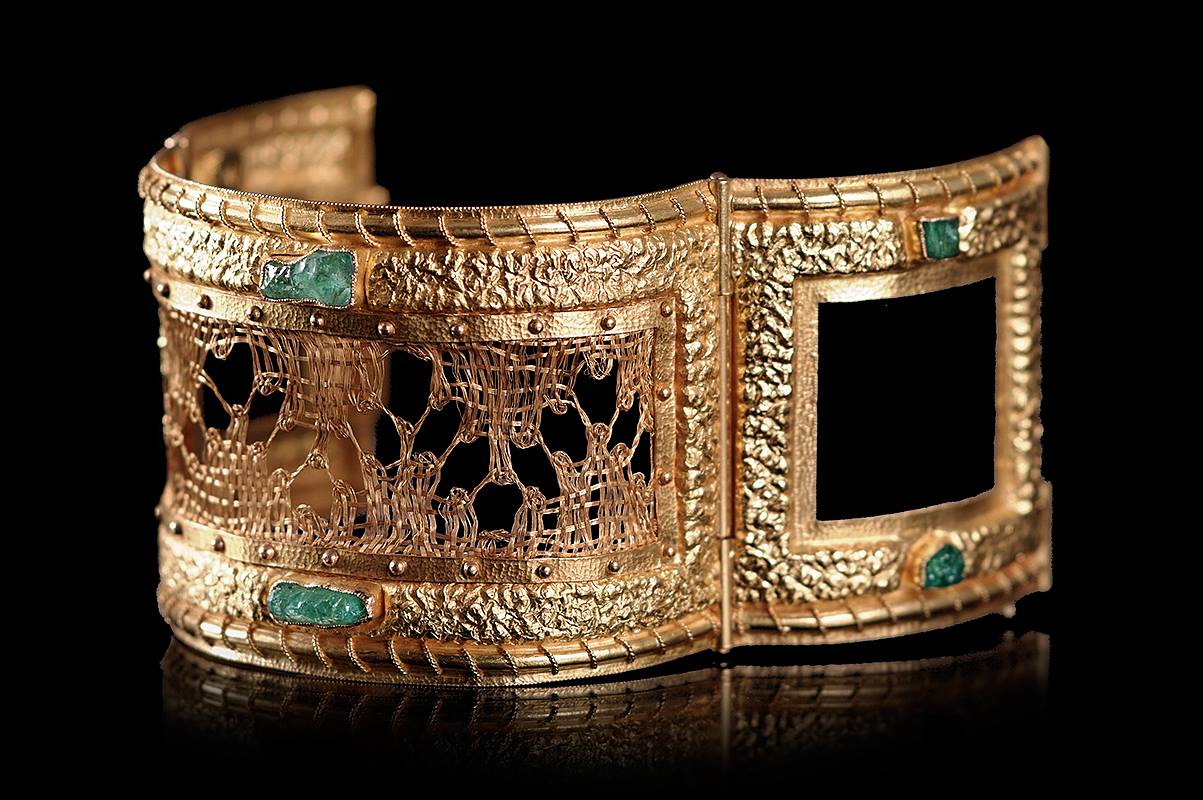 The Art of Gold Lace